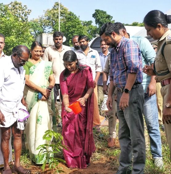 ലോക പരിസ്ഥിതിദിനാഘോഷം വാഴച്ചാൽ ഡിവിഷൻ